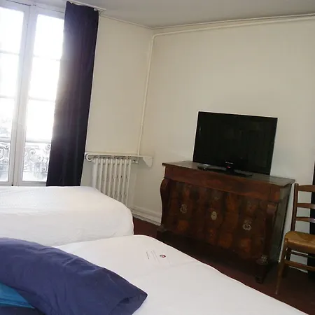 Ibis Styles Vieux Port 3* מרסיי