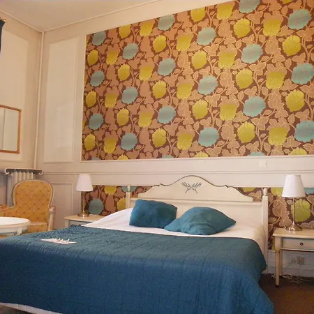 Ibis Styles Vieux Port 3* מרסיי