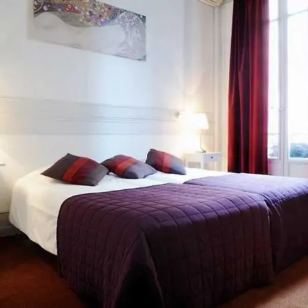 Ibis Styles Vieux Port 3* מרסיי