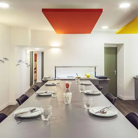 Ibis Styles Vieux Port 3* מרסיי